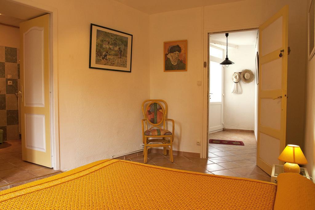 Moulin De Cornevis Bed And Breakfast Privas Chambre photo